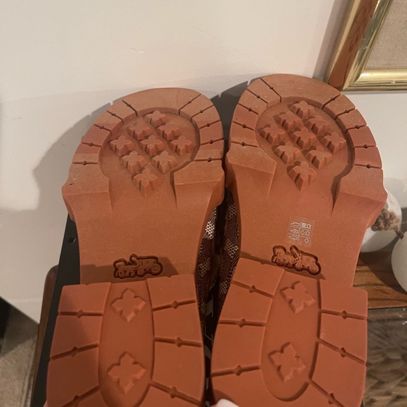 NIB Coach Leah Textured Monogram Jacquard LugSole Loafers - Picture 8 of 14